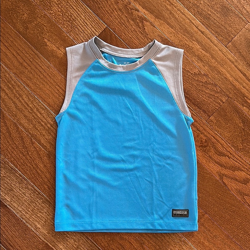 Boys OshKosh Sleeveless Shirt Size 5T